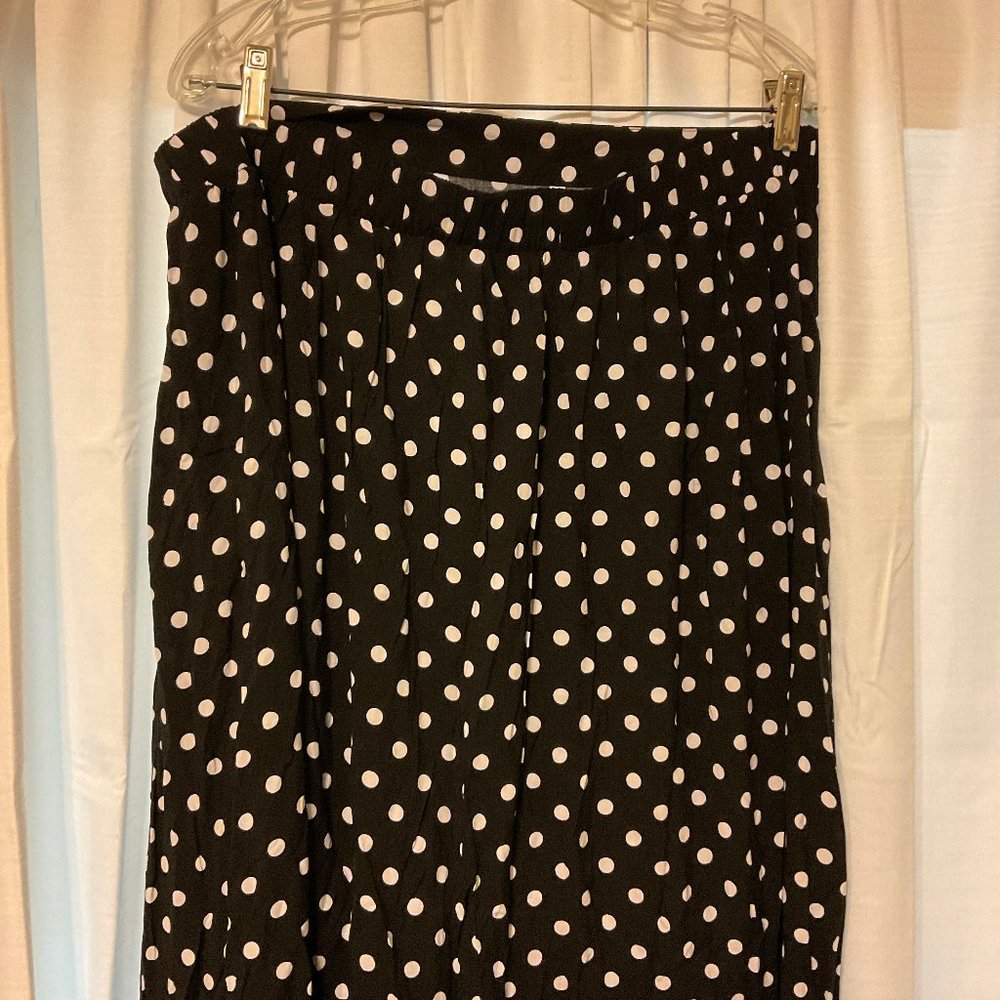 Torrid Black Polka Dot Challis Wrap Skirt 3 White New NWT Hi-Lo Hem Ruffle Trim - Picture 6 of 10